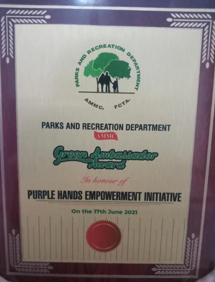 Purple Hands Foundation wins Green Ambassadors award